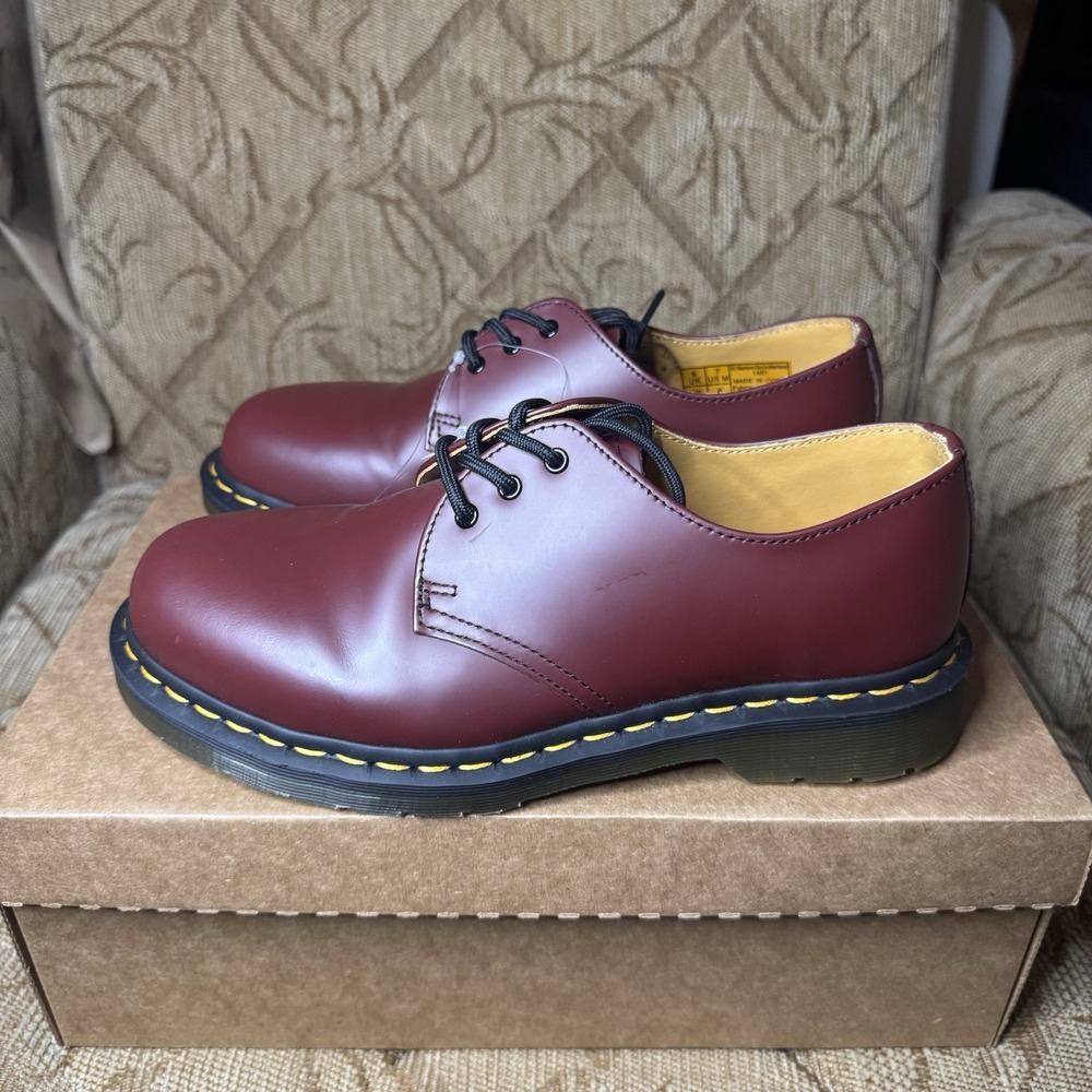 Dr. Martens 1461 3 Eye Leather Oxfords Cherry Red Smooth - Men's 7 Women's 8 New